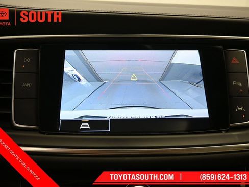 Used 2023 Buick Enclave Essence w/ Experience Buick Package AWD/4WD image 16