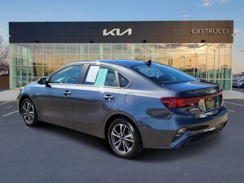 Used 2024 Kia Forte LXS FWD image 3
