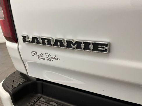 Used 2024 RAM 1500 Laramie AWD/4WD image 13