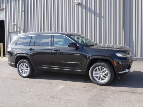 New 2025 Jeep Grand Cherokee L Laredo w/ Luxury Tech Group I image 5