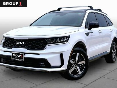 Used 2023 Kia Sorento EX w/ Panoramic Sunroof Package