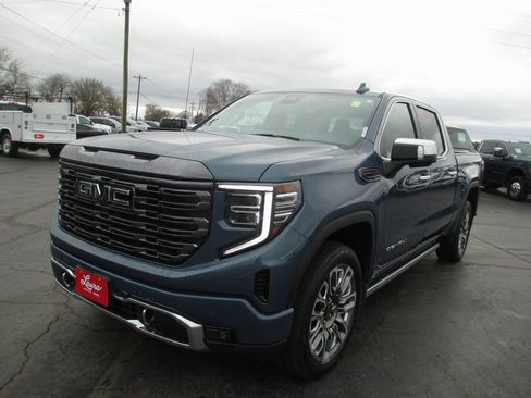 Used 2024 GMC Sierra 1500 Denali Ultimate image 10