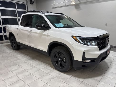 New 2026 Honda Ridgeline Black Edition image 5