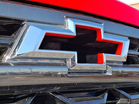 Used 2024 Chevrolet Silverado 1500 ZR2 w/ LPO, Dark Essentials Package image 30