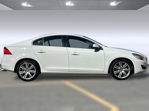 Used 2013 Volvo S60 T5 image 7