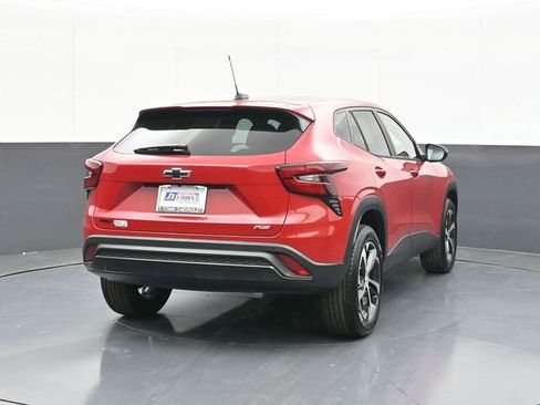 New 2026 Chevrolet Trax RS w/ Driver Confidence Package FWD image 12