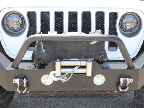 Used 2018 Jeep Wrangler Unlimited Rubicon AWD/4WD image 10