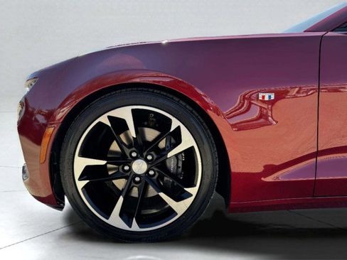 Used 2019 Chevrolet Camaro SS image 43
