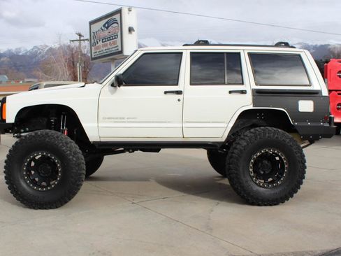 Used 2001 Jeep Cherokee Sport image 95