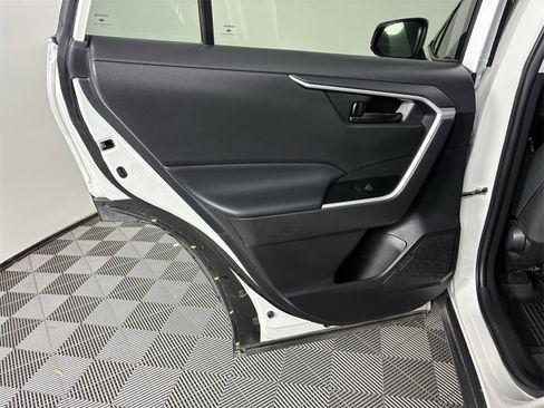 Used 2023 Toyota RAV4 LE image 27