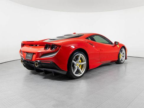 Certified 2021 Ferrari F8 Tributo RWD image 19