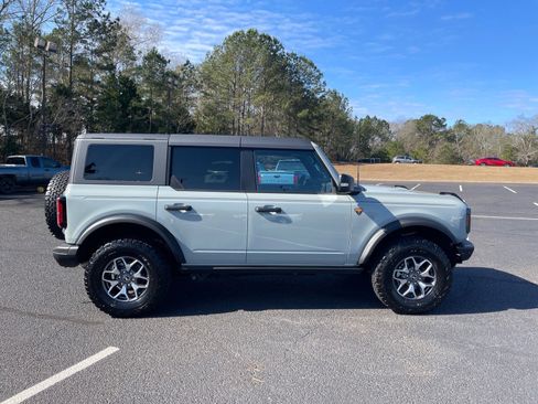 Used 2024 Ford Bronco Badlands image 21