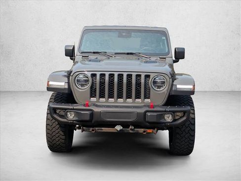 Used 2020 Jeep Gladiator Rubicon image 2