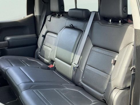 Used 2019 GMC Sierra 1500 Denali w/ Denali Ultimate Package image 38