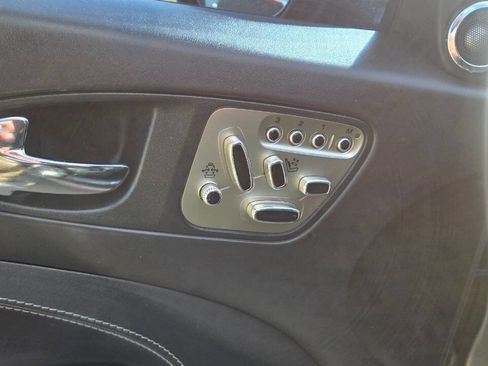 Used 2011 Jaguar XK Coupe image 11