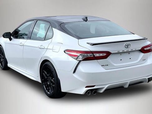 Used 2018 Toyota Camry XSE w/ Driver Assist Package image 9