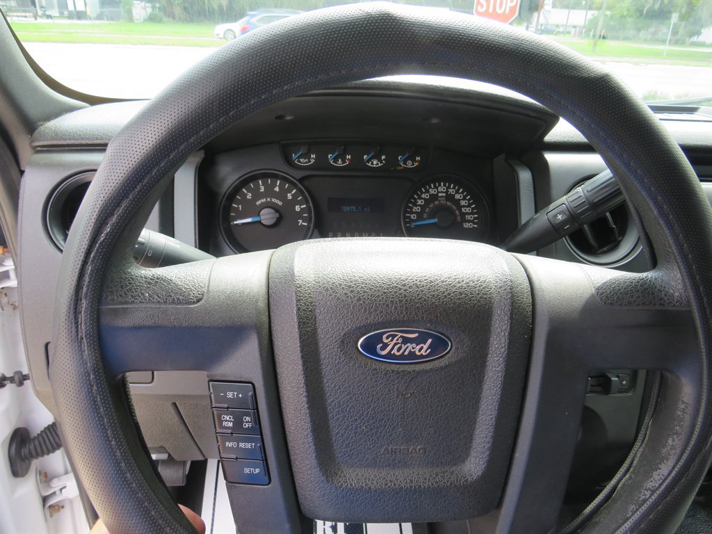 Used 2014 Ford F150 XL w/ Trailer Tow Package RWD image 5
