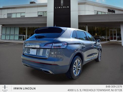 Certified 2021 Lincoln Nautilus Reserve image 19