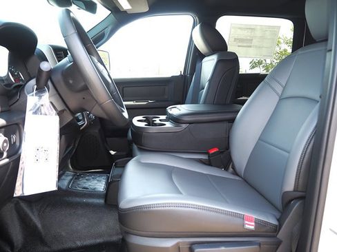 New 2026 RAM 5500 Tradesman w/ Chrome Appearance Group image 10