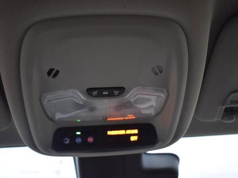 Used 2020 Buick Encore GX Select image 38