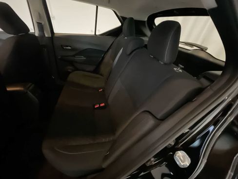 Used 2024 Nissan Kicks SV image 21