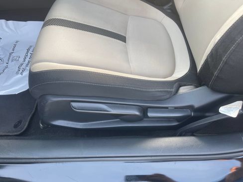 Used 2016 Honda Civic LX-P image 22