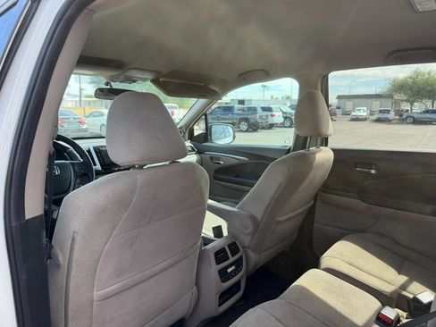Used 2018 Honda Pilot EX image 23