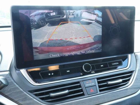 New 2025 Nissan Altima 2.5 SV w/ SV Premium Package image 4