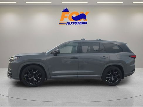 New 2026 Lexus TX 500h AWD image 2