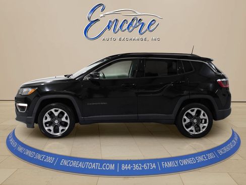 Used 2018 Jeep Compass Limited w/ Navigation Group AWD/4WD image 2