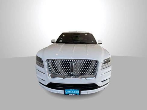Used 2020 Lincoln Navigator Reserve w/ Equipment Group 208A Reserve AWD/4WD image 3