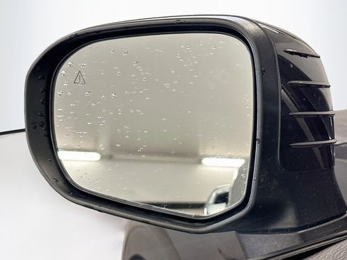 Used 2025 Kia Telluride S AWD/4WD image 16
