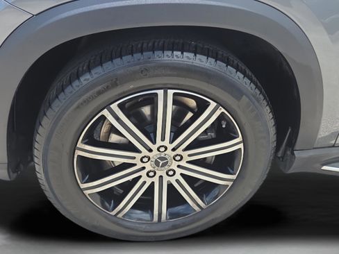 Certified 2025 Mercedes-Benz GLE 350 4MATIC image 37