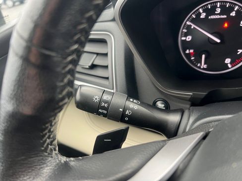 Used 2023 Subaru Ascent Limited image 38