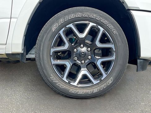 Used 2025 RAM 1500 Laramie w/ Sport Appearance Package image 31