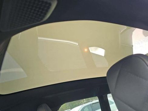 Used 2023 BMW iX xDrive50 w/ Premium Package image 13