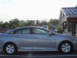 Used 2014 Hyundai Sonata Hybrid image 4