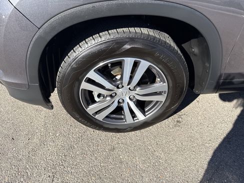 Certified 2018 Honda Pilot EX-L image 9