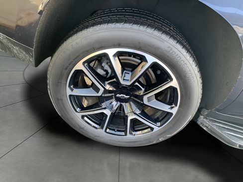 Used 2023 Chevrolet Tahoe RST w/ Luxury Package image 27