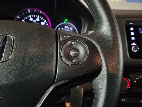 Used 2020 Honda HR-V Sport image 24