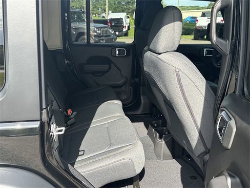 New 2025 Jeep Wrangler Sport S image 15