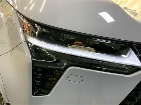 Certified 2024 Lexus GX 550 w/ Cold Area Package AWD/4WD image 28