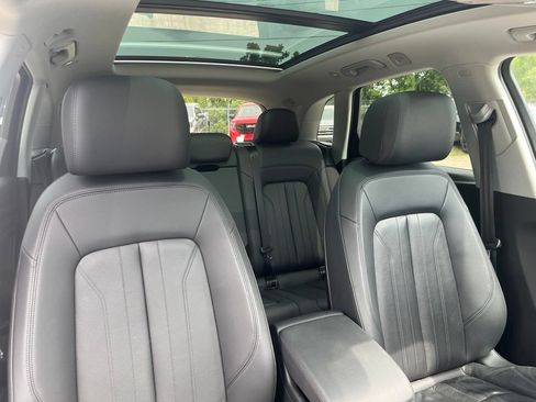 Used 2020 Audi Q5 2.0T Premium Plus w/ Premium Plus Package AWD/4WD image 41