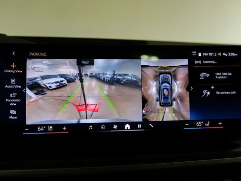 Used 2025 BMW X7 xDrive40i AWD/4WD image 26
