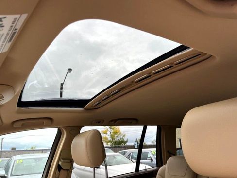 Used 2011 Mercedes-Benz GL 450 4MATIC image 39