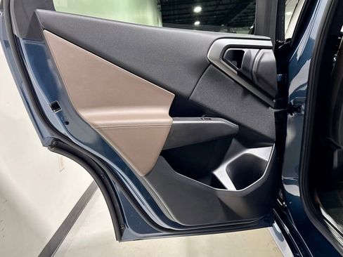 Used 2025 BMW X3 xDrive30i w/ Premium Package image 28