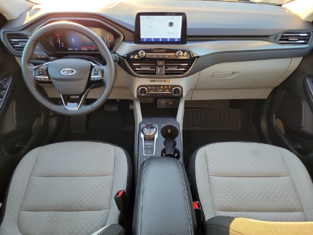 Certified 2023 Ford Escape Active AWD/4WD image 29