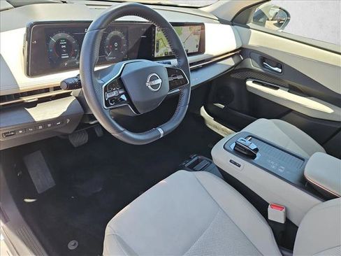 Used 2023 Nissan Ariya FWD image 13