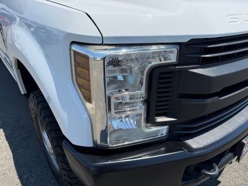 Used 2019 Ford F250 XL w/ Power Equipment Group AWD/4WD image 11