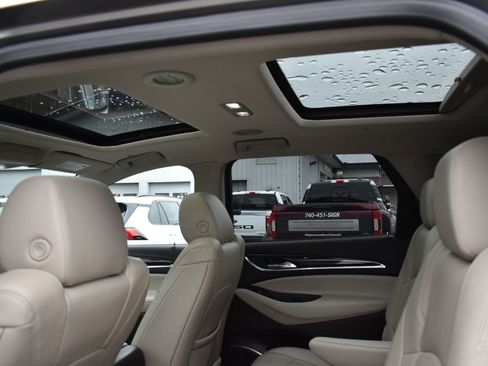 Used 2019 Buick Enclave Essence image 19